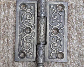 Charnière pour clocher en fonte antique ornée de 3 po x 3 1/2 po.