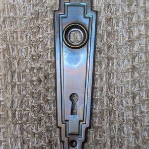 1 5/8&quot; x 6 3/8&quot; Antique Stamped Brass Door Knob Plate