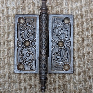 3 1/2&quot; x 3 1/2 &quot; Antique Decorative Cast Iron Steeple Tip Hinge