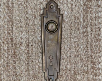 Antique Stamped Brass Door Knob Backplate with Keyhole – 6 3/8"