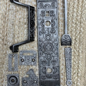 Antique Aesthetic Floral Door Pull Thumb Latch Door Handle