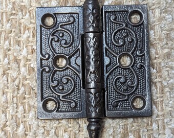 Charnière pour clocher en fonte antique ornée de 3 x 3 po.