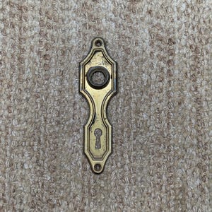 1 9/16&quot; x 5 1/2&quot; Antique Stamped Steel Door Knob Plate Hardware-Brass Plated