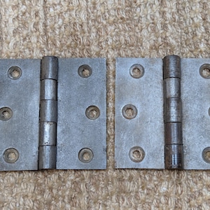 Par de dobradiças de ferro fundido antigo de 3 1/2&quot; x 3 1/2&quot; para porta