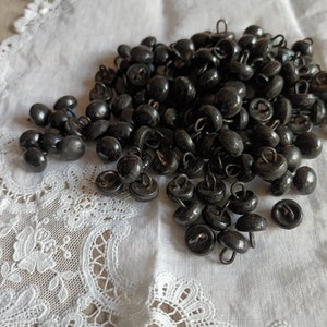 Lot of 24 boot buttons. Antique Victorian boot buttons x 24