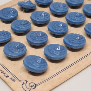 Ancienne carton de 24 boutons en verres superbes de couleur bleu