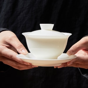 Delightful Ceramics White Porcelain Kungfu Tea Gaiwan Cup with Lid Saucer