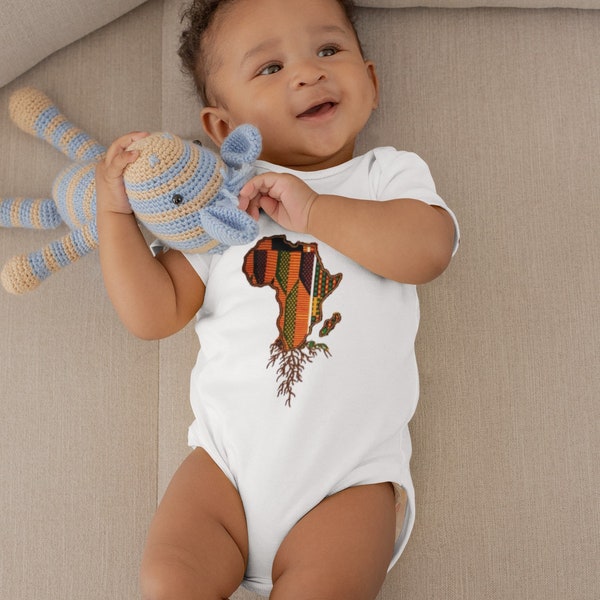 Babybody aus Bio-Baumwolle mit afrikanischem Print. Babypartygeschenk.Unisex afrikanischer personalisierbarer kente verzierter Body. Karte der afrikanischen Wurzeln