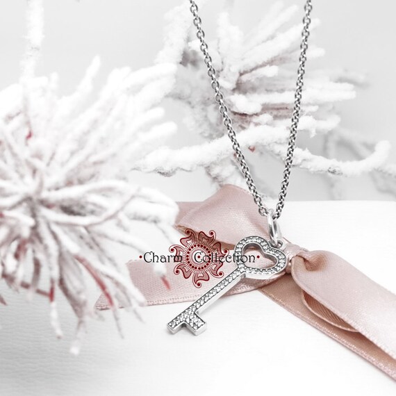 Pandora S925 Unlock My Hearts Necklace 