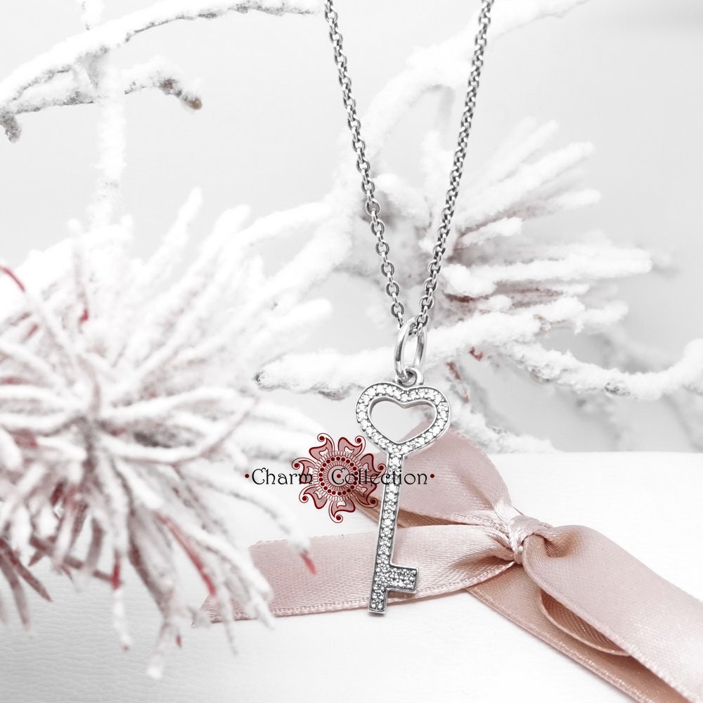 Pandora S925 Unlock My Hearts Necklace 