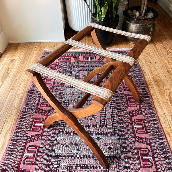 Vintage Suitcase Stand l Mid-Century Scheibe Teak Luggage Rack l Folding Wood Luggage Stand l Guest, AirBnB, VRBO Room l Tray Stand l 1 of 2