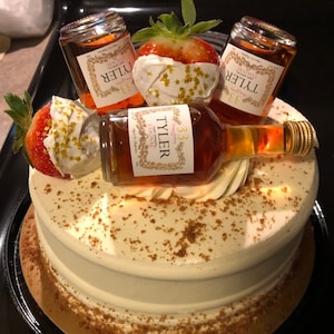 Personalised miniature whisky labels