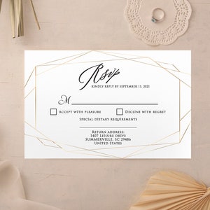 Carte RSVP imprimée et enveloppe