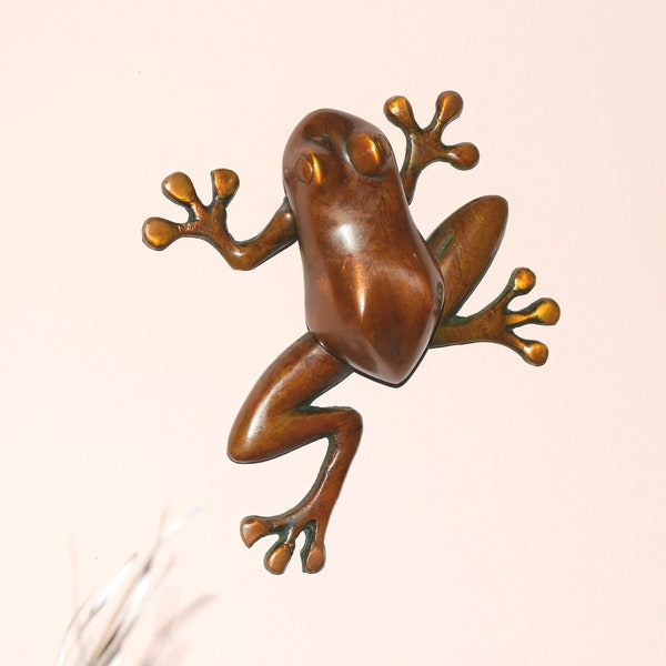 Jumping Tree Frog Door Bell | Crafted Toad Polished Brass Knocker | Baby Room Decoration Dresser Pull