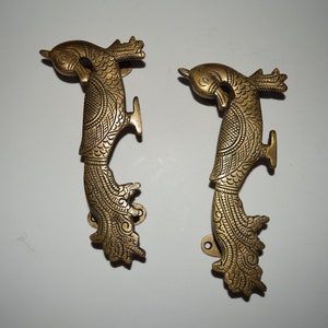 Tirador decorativo artístico de pavo real para tocador/manija de puerta de latón con cara izquierda de pavo real
