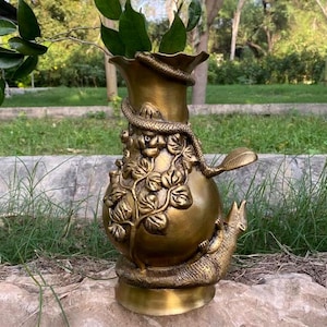 Brass Floral Designed Flower Vase | Handcrafted Pot With Snake and Mongoose Engraved | Decorative For Dining Table | Weight: 3.7 KG Approx