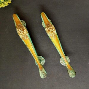 Tirador de puerta de casa de campo con temática de león de 13 pulgadas / Par de manijas de puerta principal de latón con temática real KWB062