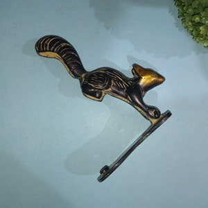 Rodent Shape Door Bell | Brass Squirrel Design Knocker | Entrance Door Animal Décor
