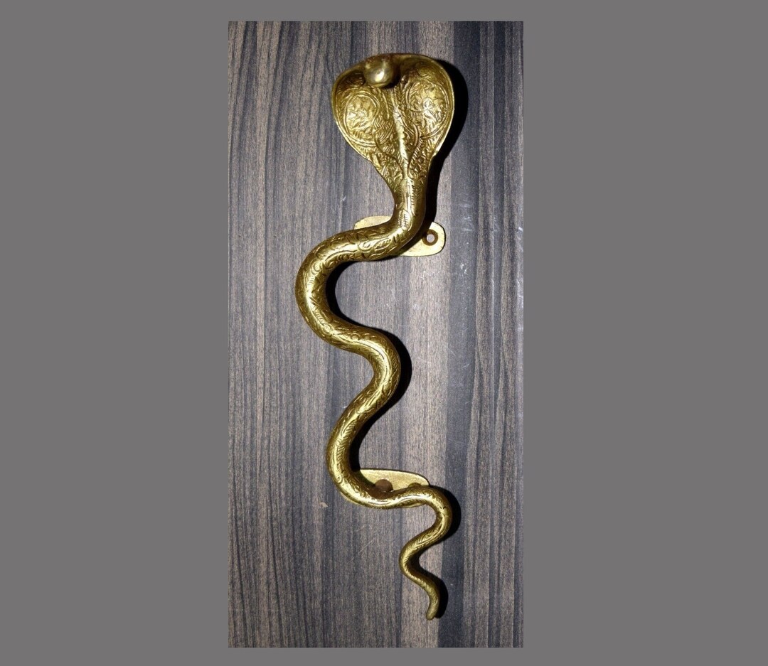 Zoo Reptile Snake Theme Door Handle | Brass Golden Color Cobra Snake One Sided Door Puller Decor ...