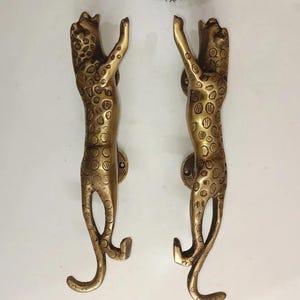 Puxador redondo Jaguar para porta de entrada | Conjunto de puxadores de porta em latão com tema de animais selvagens para decoração de casa KWB029