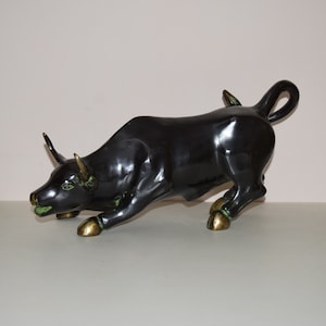 Brass Charging Bull Statue Aggressive Wall Street Cow | Library Reception Table Decor Animal Sculpture | Weight- 5.2 KG Approx.