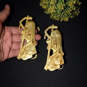 Traditional Sitar Playing Women Drawer Pull | Brass Sitting Meera Cabinet Knob