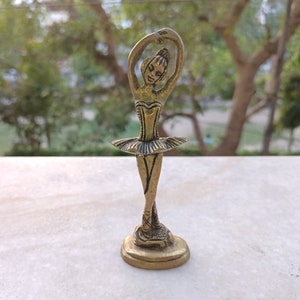 Miniature Balance Beam Ballerina Figure Wearing Tutu Costume | Brass Lead Dancer Statue Girl Practice Toe Dancing | Weight- 125 Grams Approx