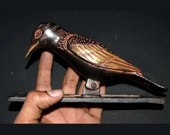 Woodpecker Bird Knocker | Brass Sparrow Door Bell | Bird Shape Door Decor