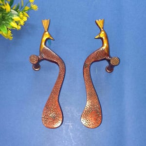 Tirador de puerta de cocina de 10 pulgadas con diseño de pavo real / Tirador de puerta de latón con temática de aves de la naturaleza KWB