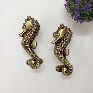 Lacquered Brass Sea Horse Shape Door Handle Pair | 6&quot; Inches Sea Creatures Theme Front Door Puller Home Decor