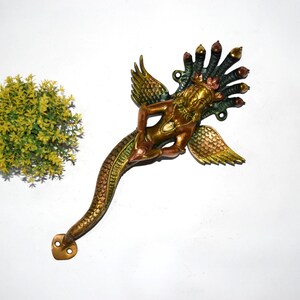 Tirador de puerta de 13 pulgadas con forma de sirena coronada / Tirador de puerta único de latón con forma de diosa serpiente KWB061