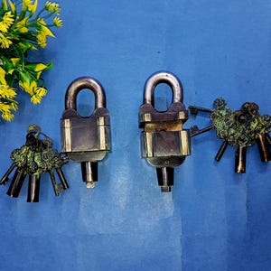 Tricky Master Lock with 06 Keys | Brass Egyptian Theme Puzzle Lock (01 Set of 02 Pieces Lock)