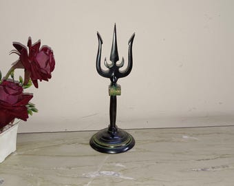 インドラ　ヒンドゥー教　シヴァ神　トライデント　トリシューラ　三叉槍 インドラ ヒンドゥー教 シヴァ神 トライデント トリシューラ 三叉槍