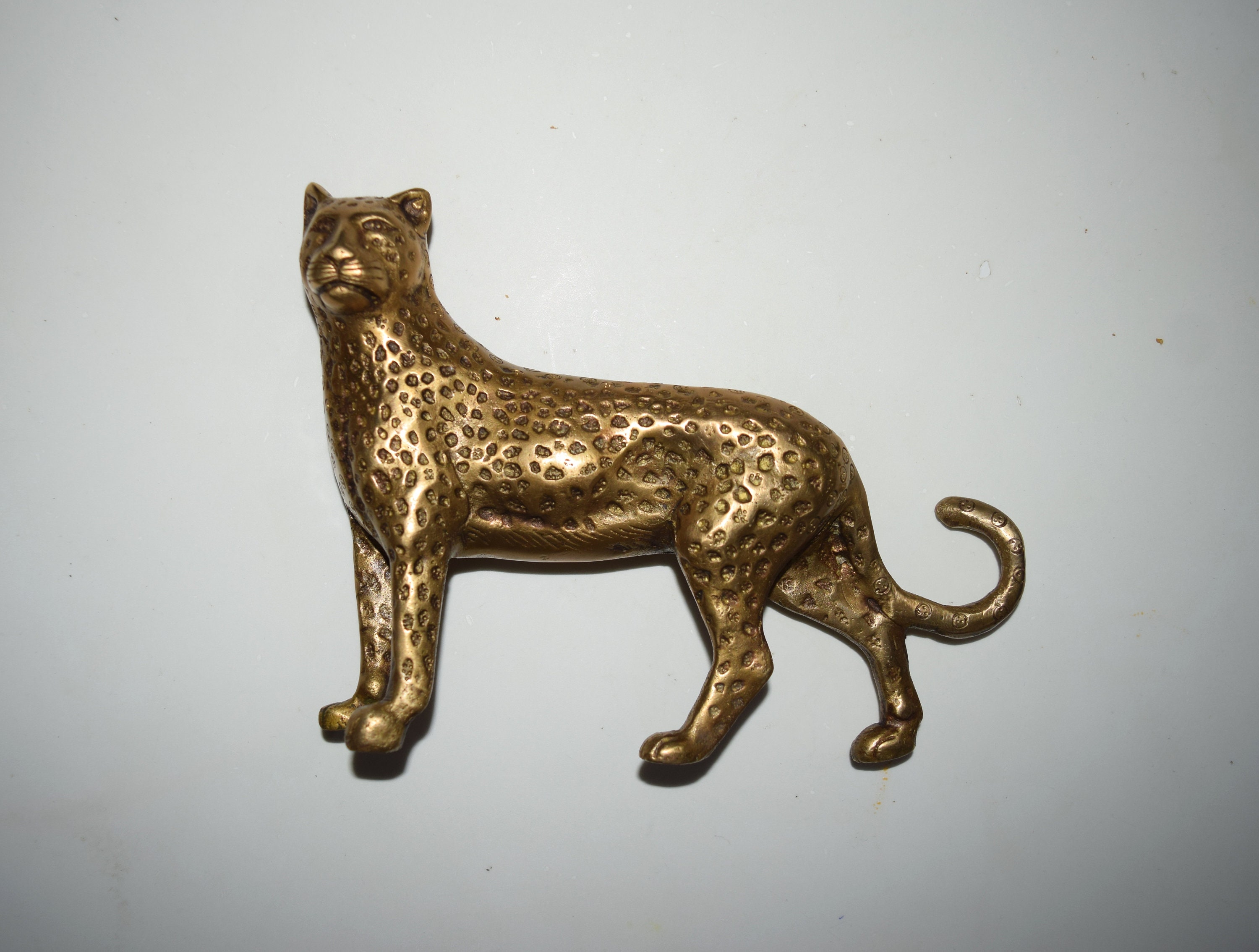 Brass Leopard Statue in Golden Color Rare Metal Crafts Decorative