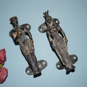 Egypt King and Queen Door Handle Accessories | Royal Monarch Couple Drawer Pull Door Decoration | Total Weight- 285 x 2 = 570 Grams Approx.