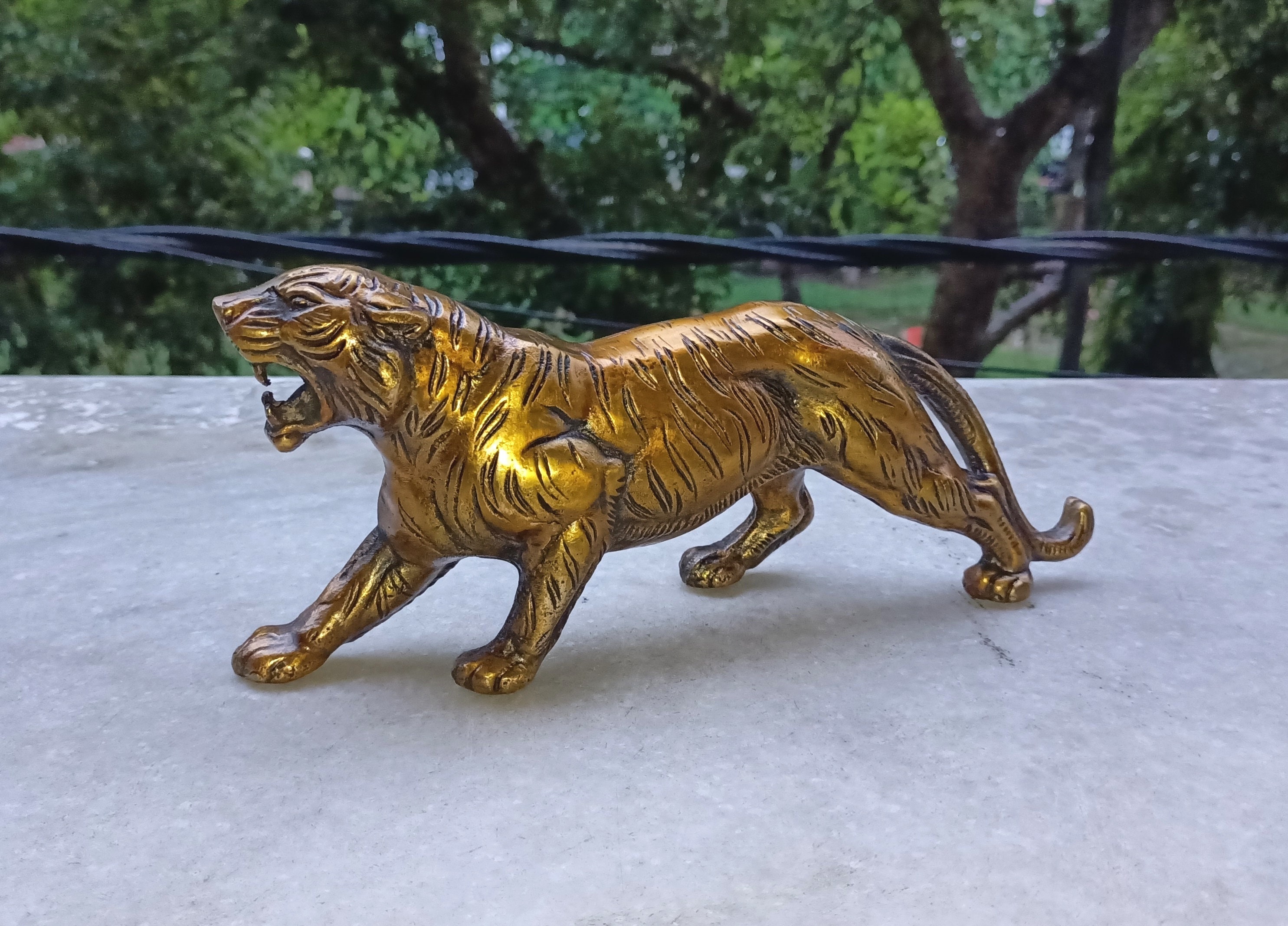 Brass Jaguar Tiger Statue Big Wild Shape Showpiece or Table Décor