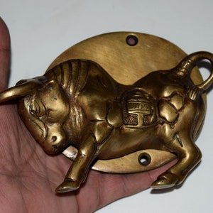 Texas Fighting Bull Brass Door Knocker | Down Faced Cattle Sculpture Doorbell | Outdoor Wall Mounted Gifted Showpiece