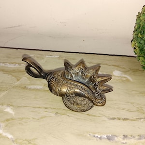 Antique Shell Figure Praying Oil Diya | Brass Home temple Decorative Jyot