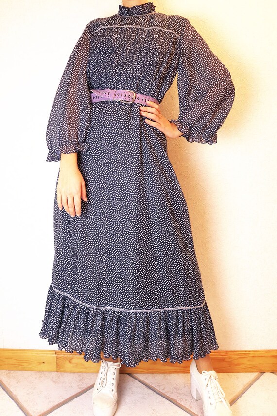 Vintage Dress With Ruffles