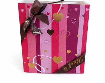 Lindt Lindor hearts box Gift | 750g (60) Milk Lindor Chocolates | Luxury Chocolate Gift | Birthday, Thank You, Valentine’s