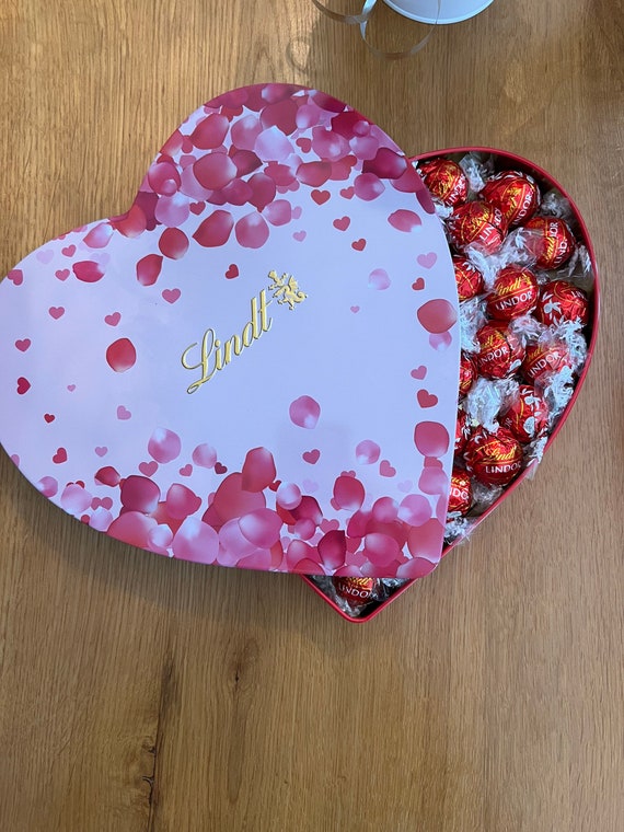 Valentines Day Chocolate to Order Online