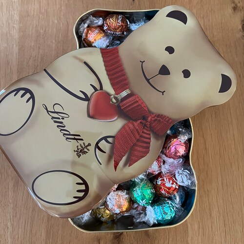 Lindt Heart Tin With Mixed Lindt Lindor Chocolates Etsy UK