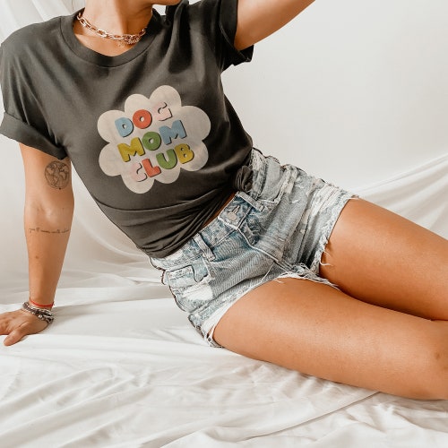 Chemise Dog Mom Club, Chemise de maman chien, Chemise d’amant de chien, Chemise de propriétaire de chien, T-shirt de maman de chien, Cadeaux pour les mamans de chien, Cadeau de maman de chien, Cadeau de propriétaire de chien