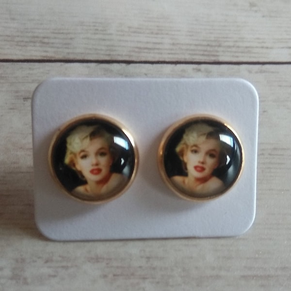 Clous d'oreilles en or Marilyn Monroe