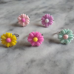 Flower Ring Resizable Floral Jewelry
