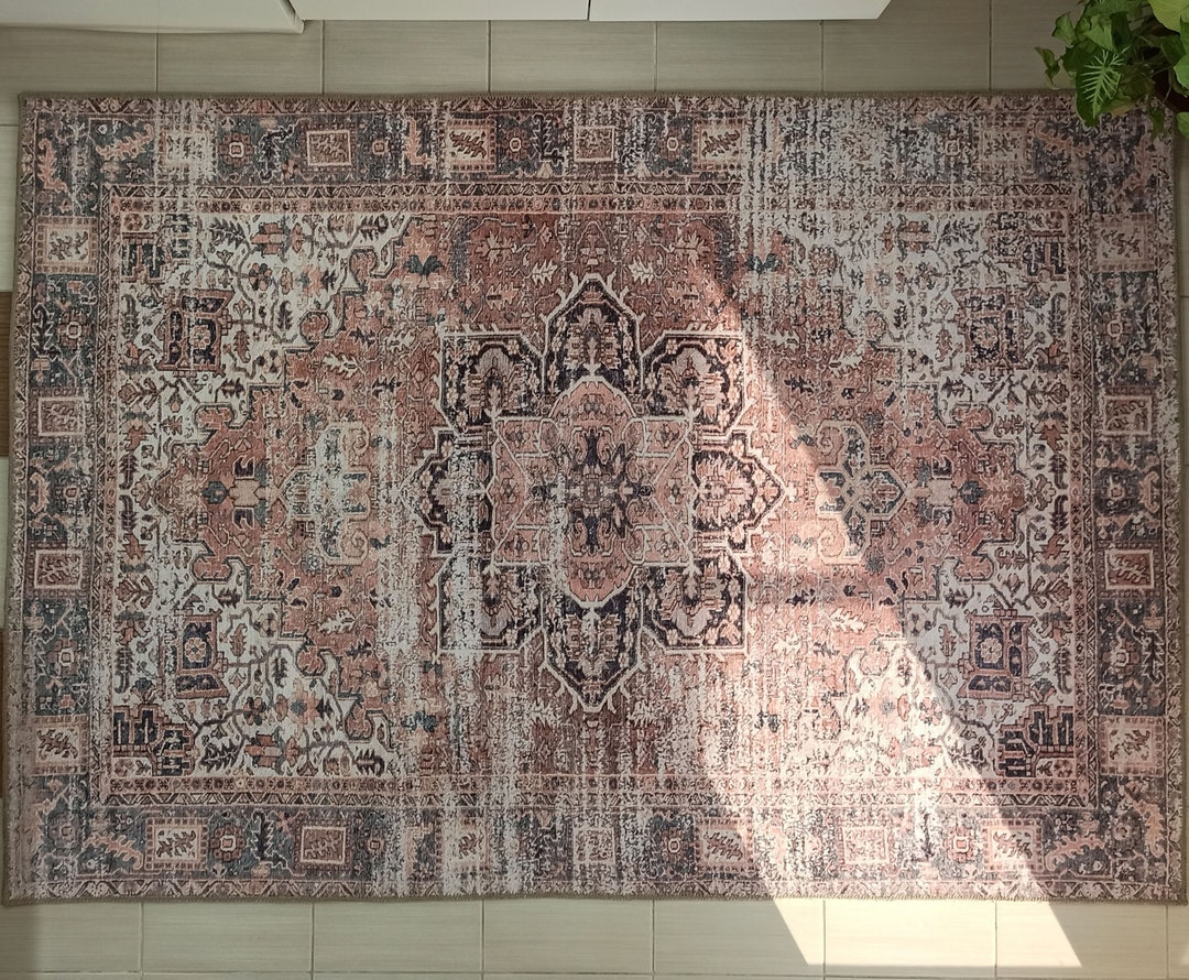 5x8 Unique Persian Heriz Rug, Distressed Blush Brown Oneofakind