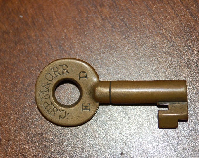Chicago Saint Paul Milwaukee & Ohio RR Eastern Division Switch Key by ...