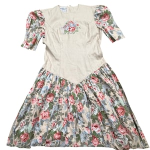 donna morgan embroidered dress Donna Morgan Short Sleeved Embroidered Dress Black Red Floral Women's 4