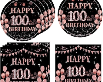 Op de afbeelding: Zwarte en roségouden feestartikelen met de tekst "HAPPY 100TH BIRTHDAY". De set bevat ronde borden en vierkante servetten, versierd met ballonnen, sterren en cadeauverpakkingen. Een feestelijk thema voor een mijlpaalviering.