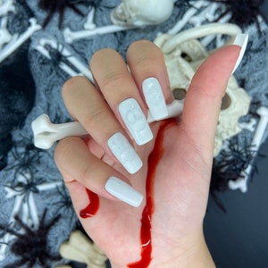 Behind The Veil Halloween Press On Nails